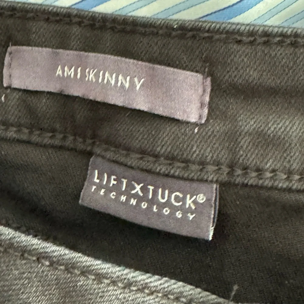 NYDJ Ami Skinny Jeans in Black 16 Like New!!
